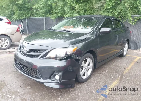 2011 Toyota Corolla S из США, поврежденный, VIN 2T1BU4EE2BC613206